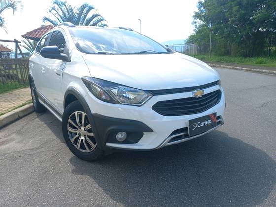 CHEVROLET ONIX 1.4 MPFI ACTIV 8V FLEX 4P AUTOMÁTICO